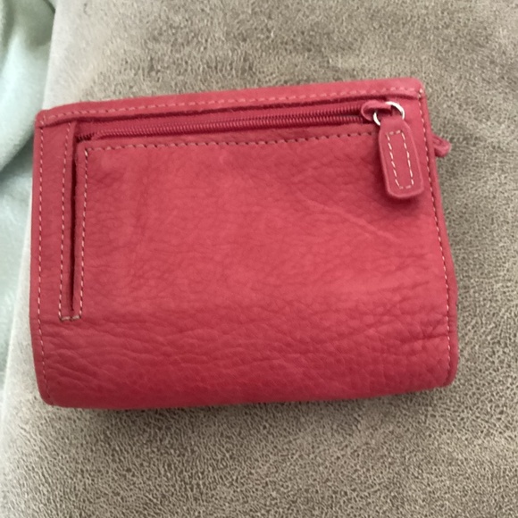 Vintage  Fossil trifold Kiss lock wallet - Picture 10 of 10